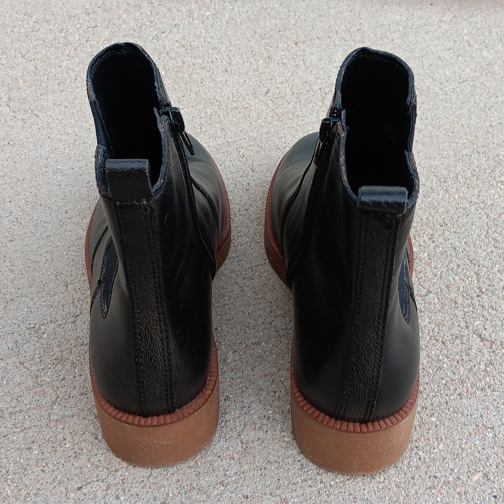 Lucky Brand Ressy Black Leather Chelsea Boots - Picture 4 of 8